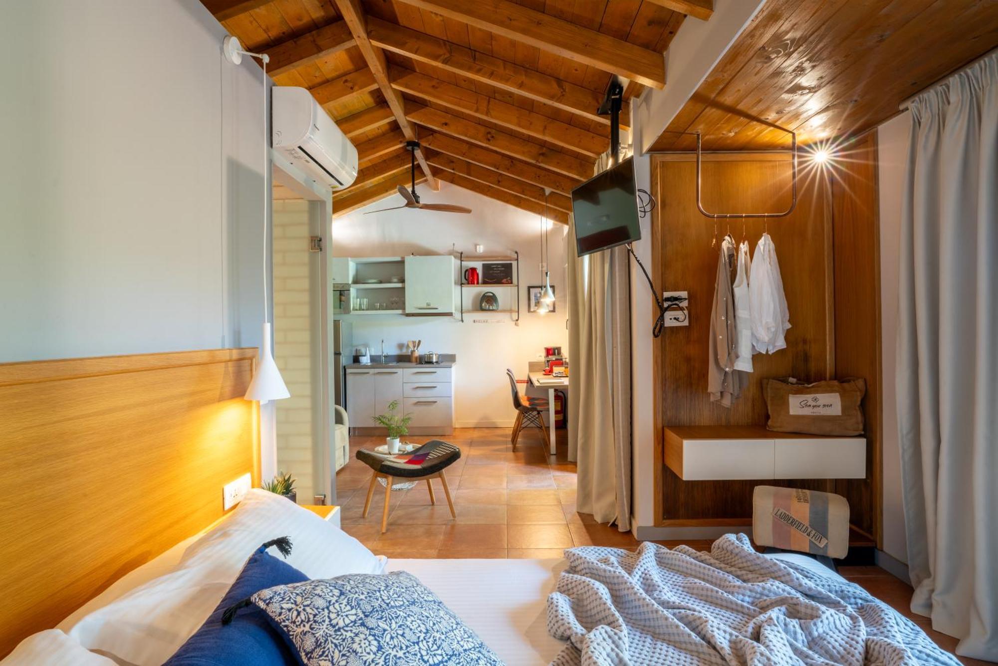 Klaritz Luxury Suites Ласи Екстериор снимка