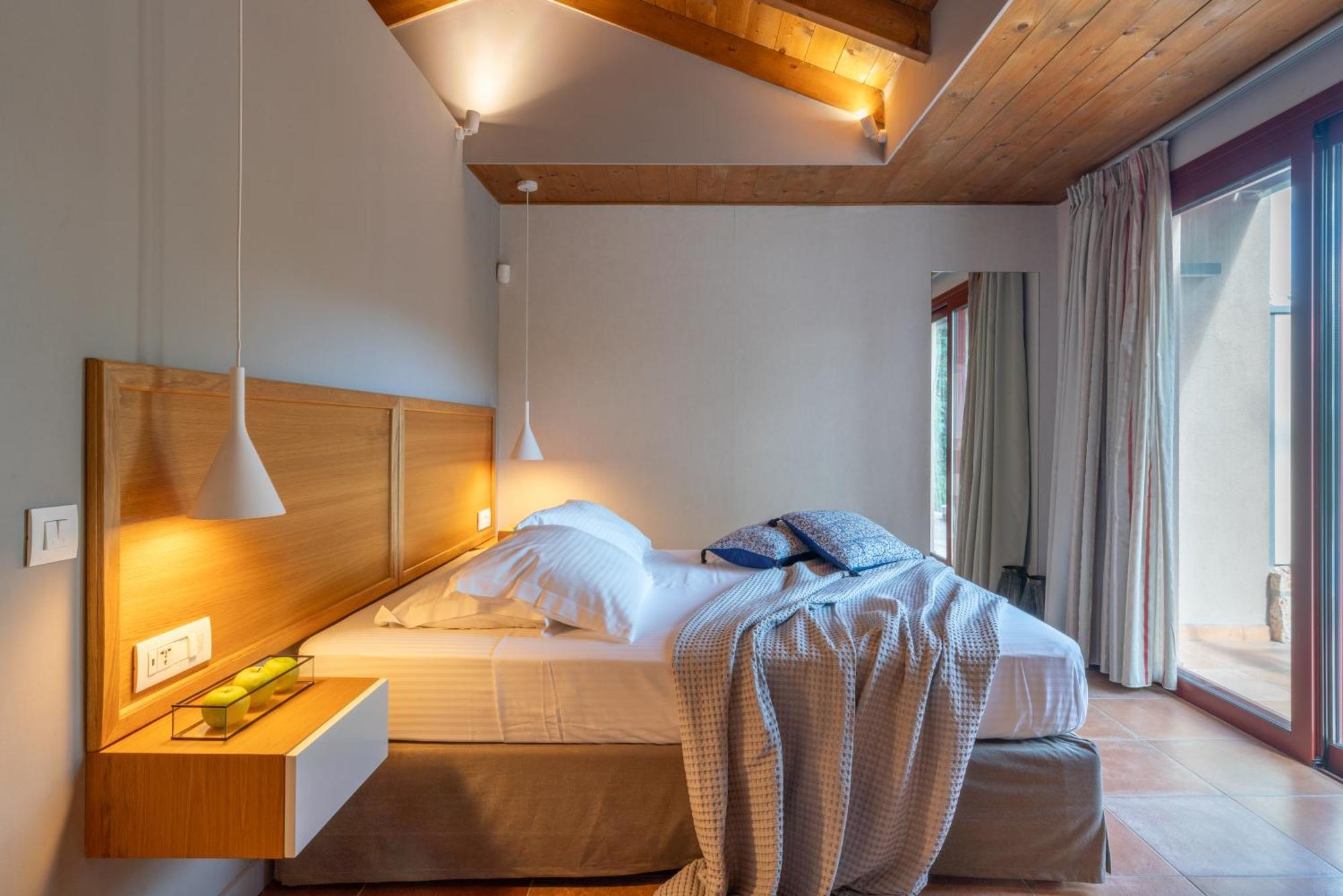 Klaritz Luxury Suites Ласи Екстериор снимка