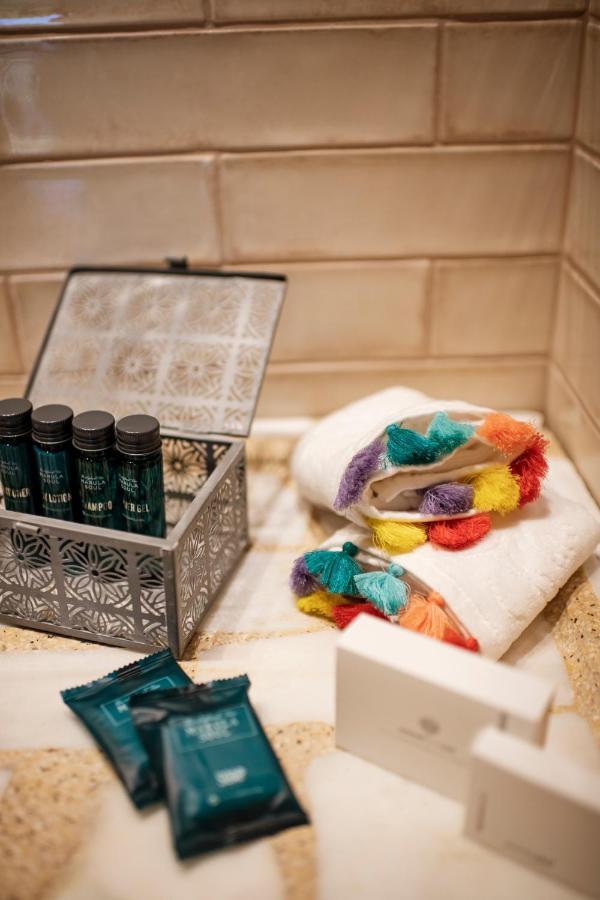 Klaritz Luxury Suites Ласи Екстериор снимка